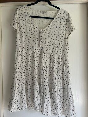 American Eagle Outfitters Cream Dress with Navy Floral Print
